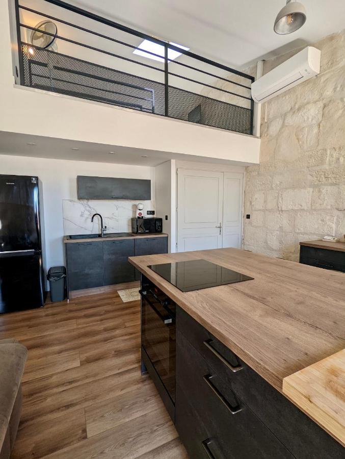 Loft Spacieux Au Coeur Des Remparts D'Aigues-Mortes Kültér fotó